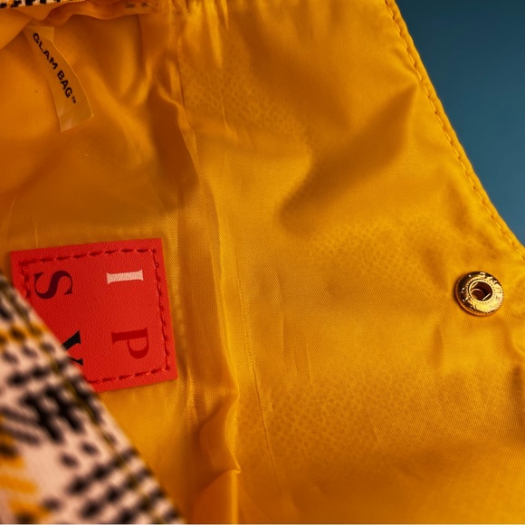 ⭐️ Ipsy Cosmetic Bag - Picture 5 of 6